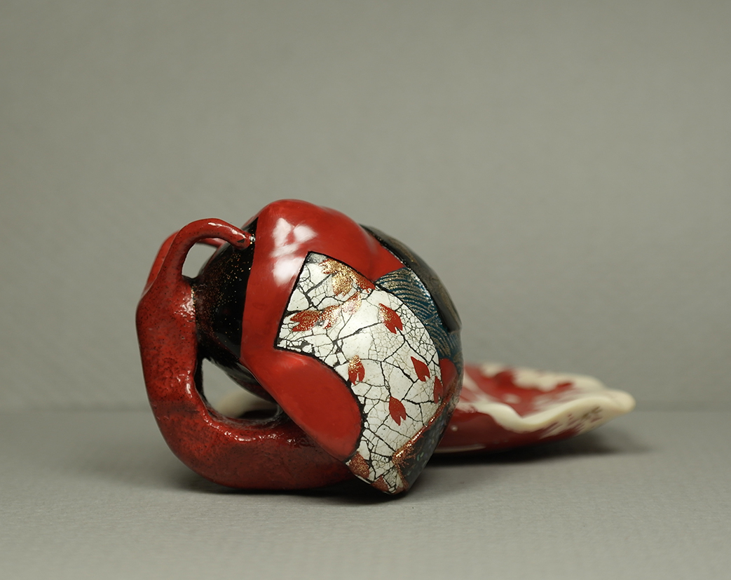 Red snail with fans 012